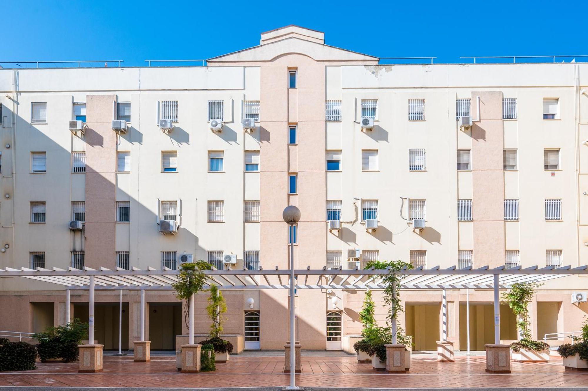Ferienwohnung Piso Familiar Virgen Del Rocio Sevilla Exterior foto