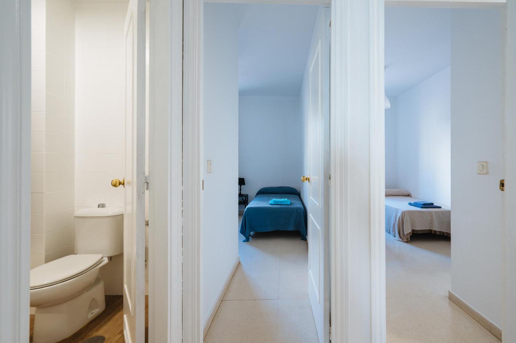 Ferienwohnung Piso Familiar Virgen Del Rocio Sevilla Exterior foto